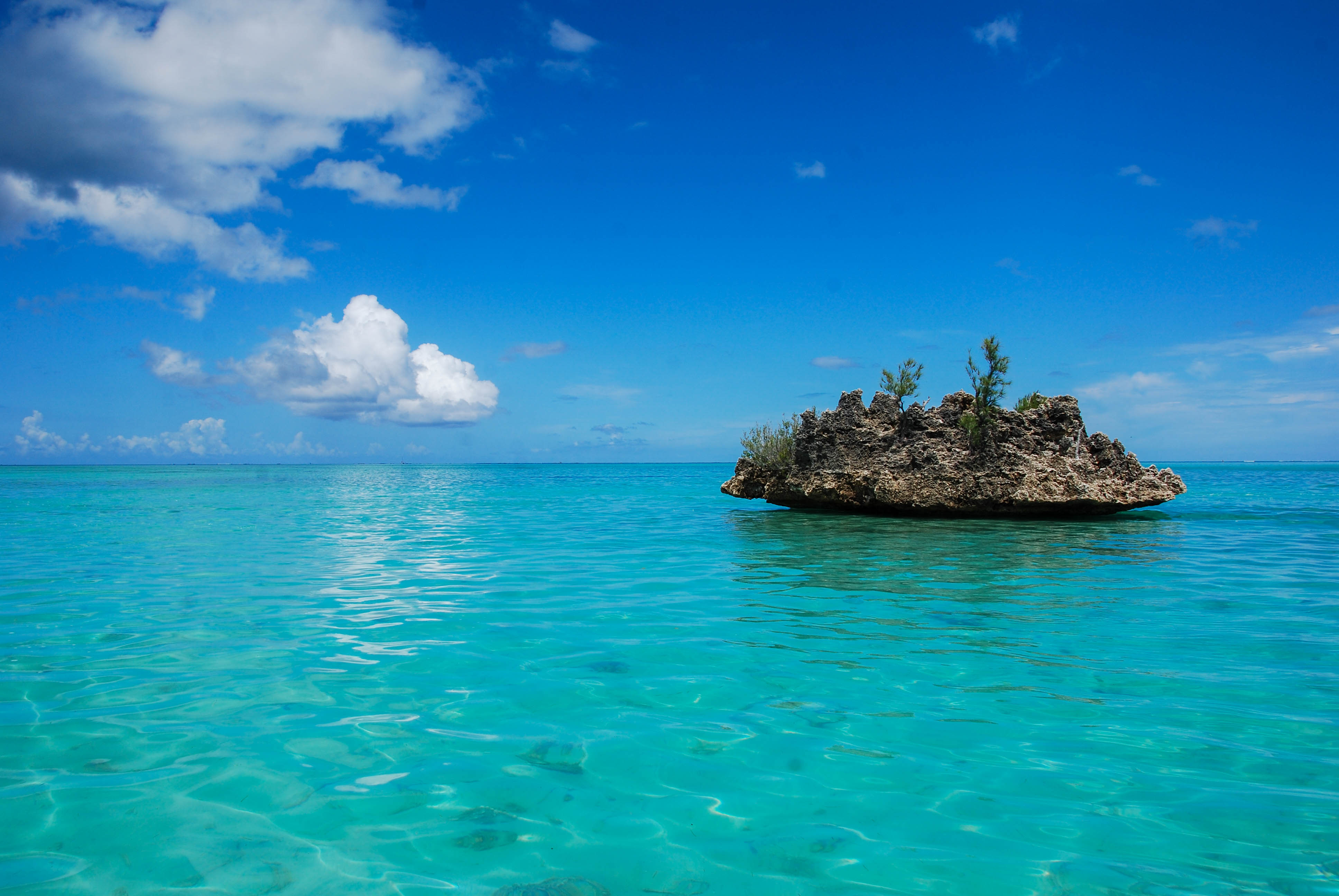 Crystal Rock coral outcrop in the lagoon