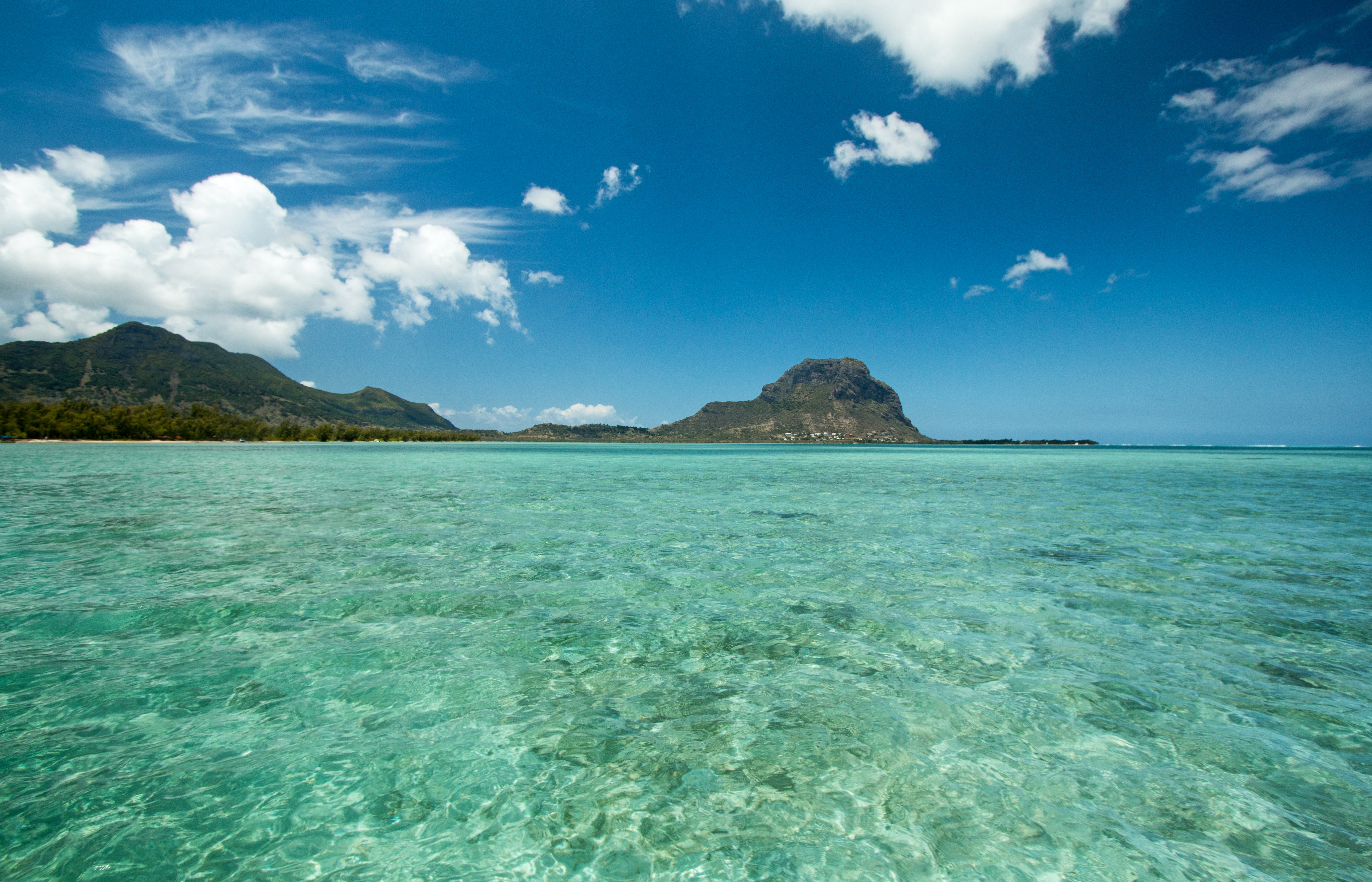 Île aux Bénitiers island and Le Morne in the lagoon